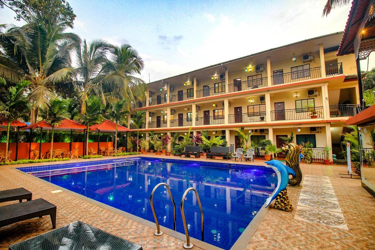 Fabescape Sk Studios With Pool & Gym, Arpora Old Goa Bagian luar foto
